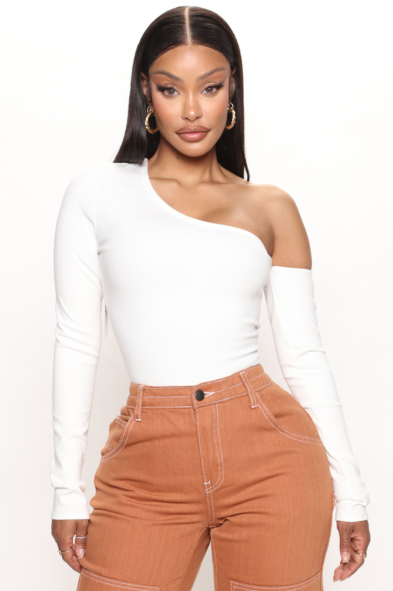 Half top shoulder top