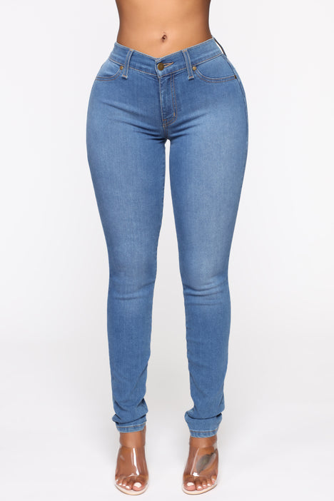 Fashion nova classic mid rise skinny jeans discount