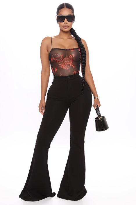 Flare pants outfit fashion nova sales