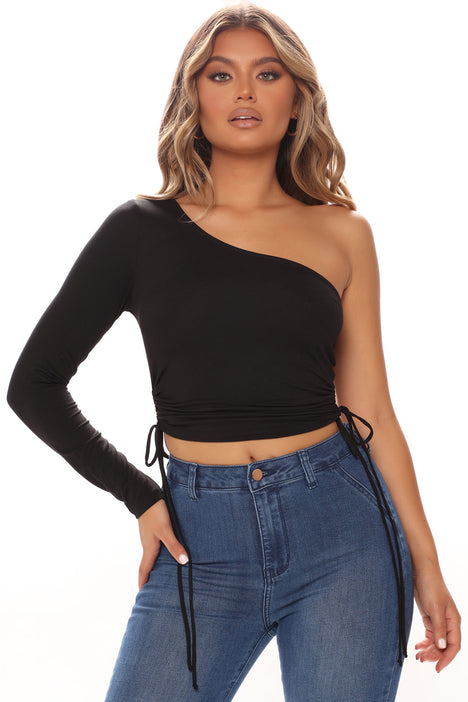 One shoulder hotsell top fashion nova