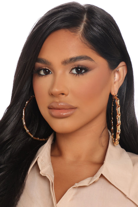 Fashion hoop hotsell earrings
