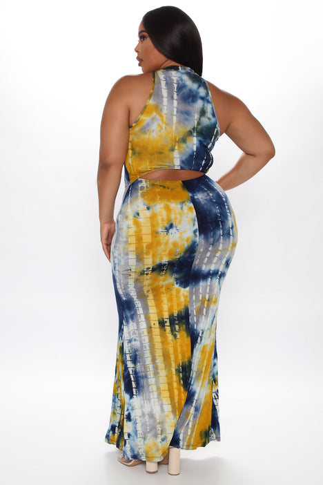 7 Ways to Style Your Tie Dye Maxi Dress – Advance Apparels Inc