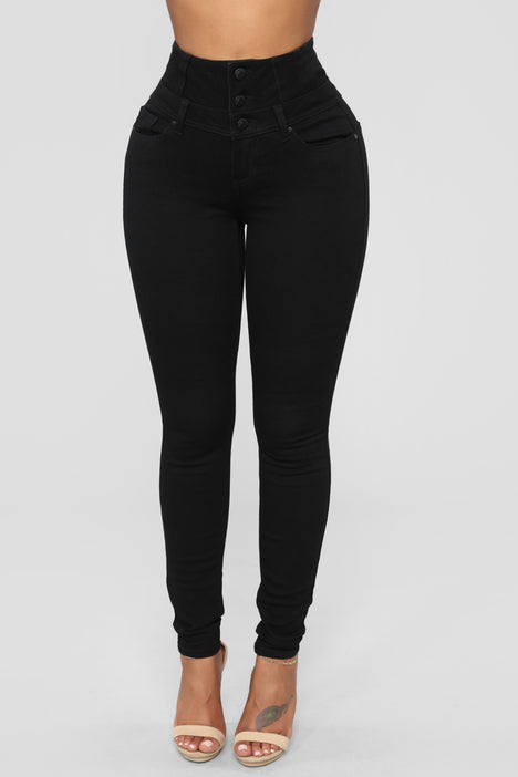 Black skinny jeans fashion nova best sale
