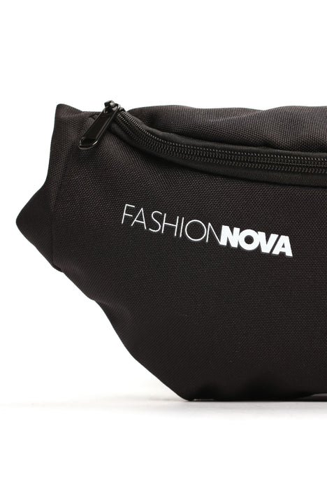 Fanny pack fashion nova shop