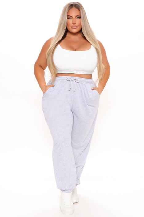 Grey joggers cheap outfit women