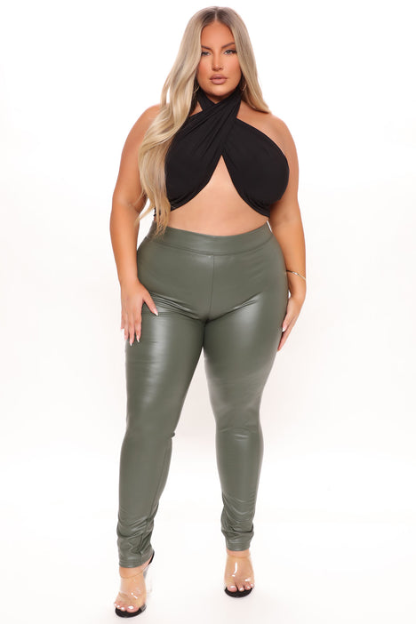 how to style leather leggings plus size date night｜TikTok Search
