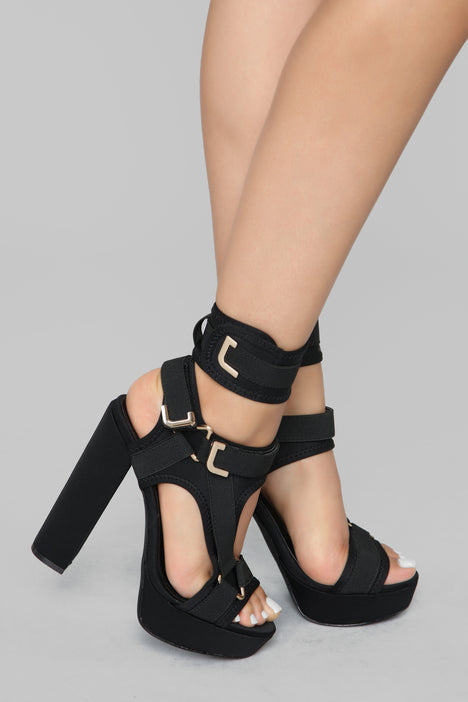 Fashion nova shoes heels online