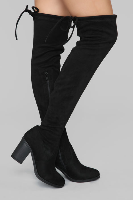 Black boots new arrivals fashion nova