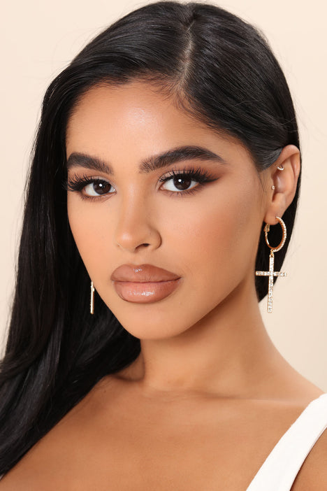 Fashion store nova earrings