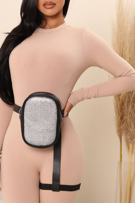 Harness bag fashion nova outlet