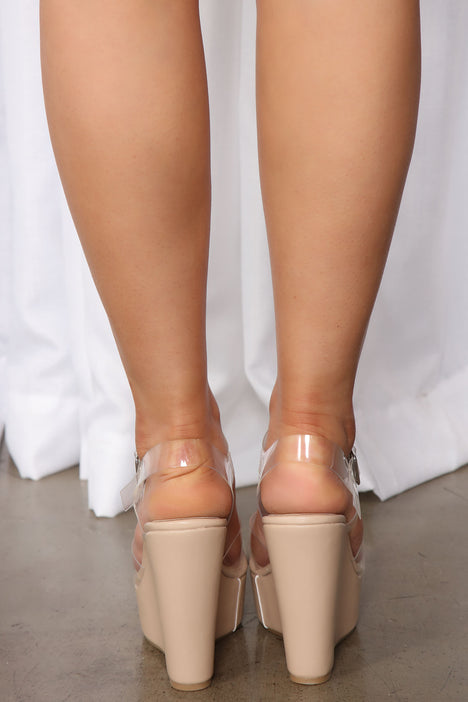 Fashion nova outlet clear wedges
