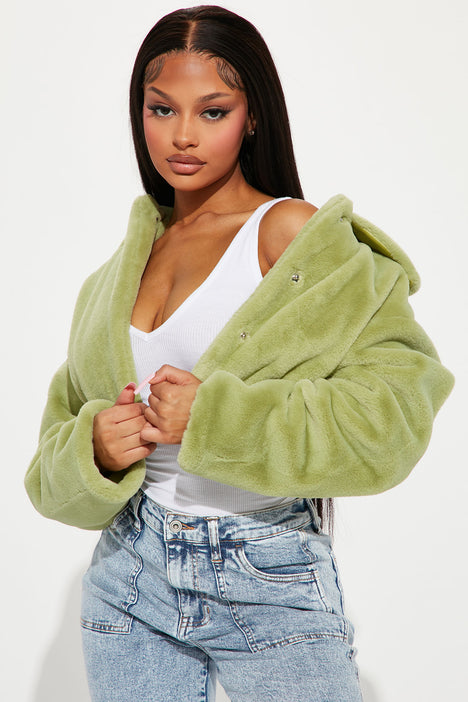 Fashion nova hotsell fluffy jacket