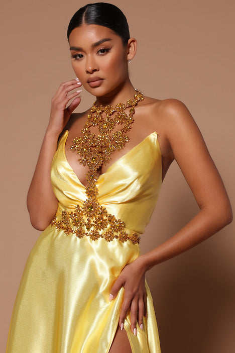 Fashion nova shop yellow top