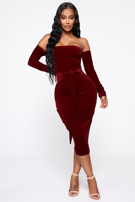 Burgundy velvet top dress fashion nova