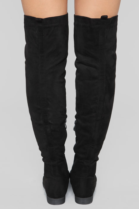 Tall talk flat on sale boot