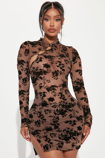 Dresses to wear to a club store