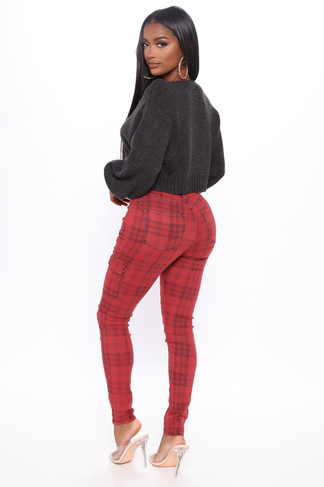 Red plaid skinny jeans outlet
