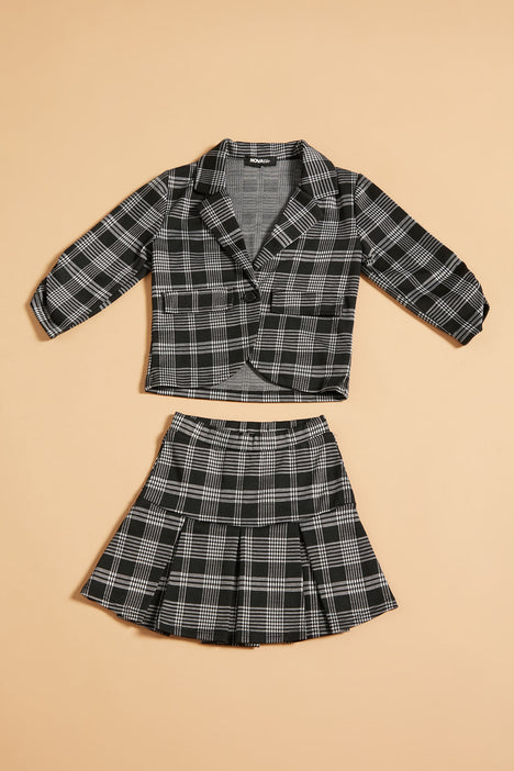 Black and white shop plaid skirt set