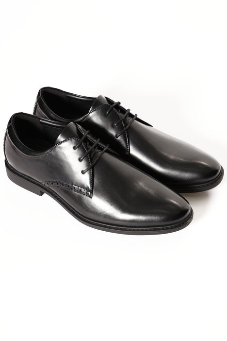 Fashion nova hotsell dress shoes