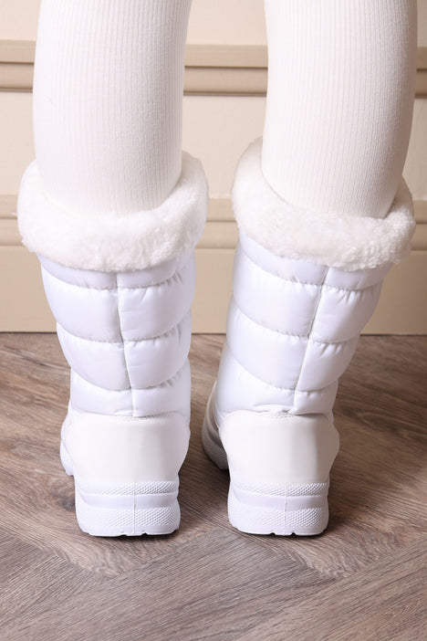 Womens white winter sale boots with fur