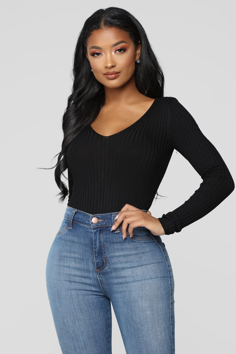 Fashion nova discount black sweater
