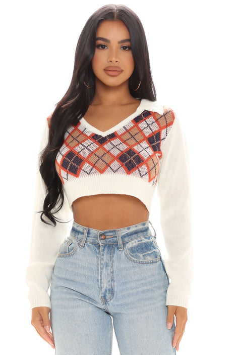 Fashion nova crop top sweater shop