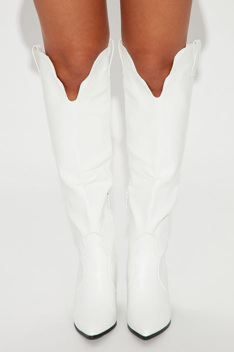 Fashion nova shop cowgirl boots