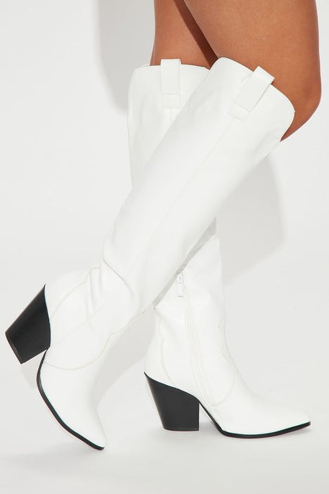 Fashion nova top cowboy boots