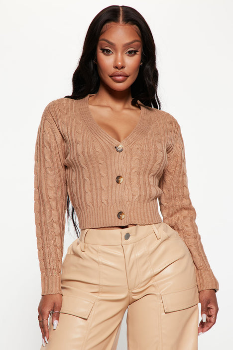 Tan cable outlet knit cardigan