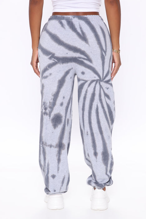 Tie dye sweatpants online fashion nova