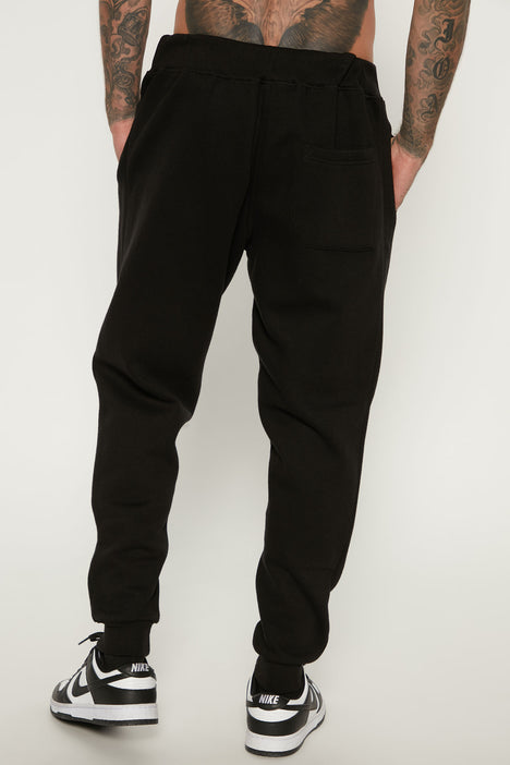 Nike venom joggers store