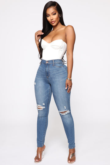 Fashion nova beach outlet bum jeans