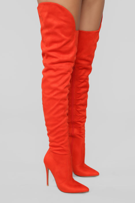Pretty in thigh deals high boots fashion nova