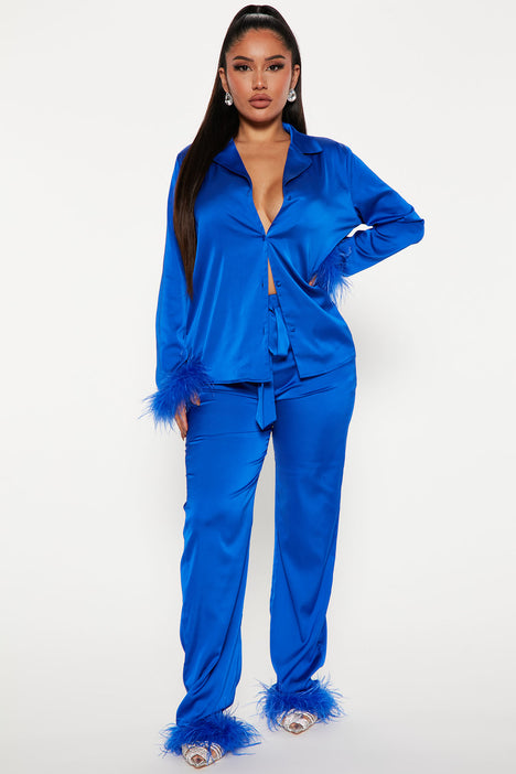 PRETTYGARDEN Women's 2 Piece Satin Outfits Long Sleeve Button Down Tops  Wide Leg Pants Silk Loungewear Pajama Sets (Blue_Sky Blue,Small) at Amazon  Women's Clothing store