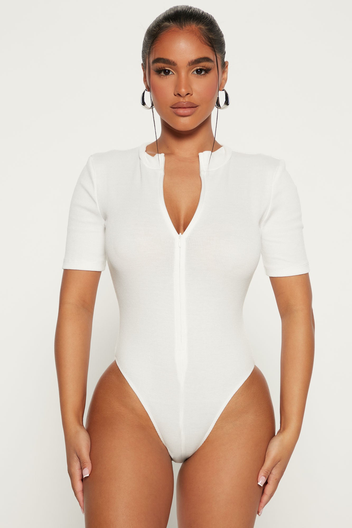 Fashion nova online white bodysuit