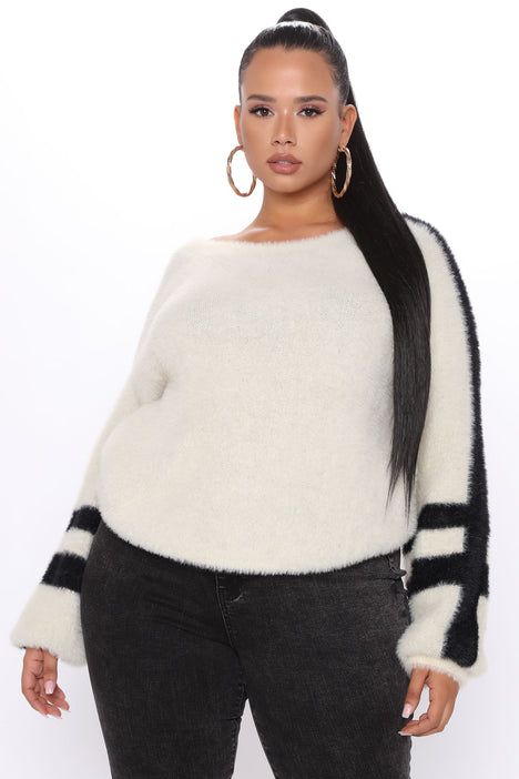 Fashion nova outlet white sweater