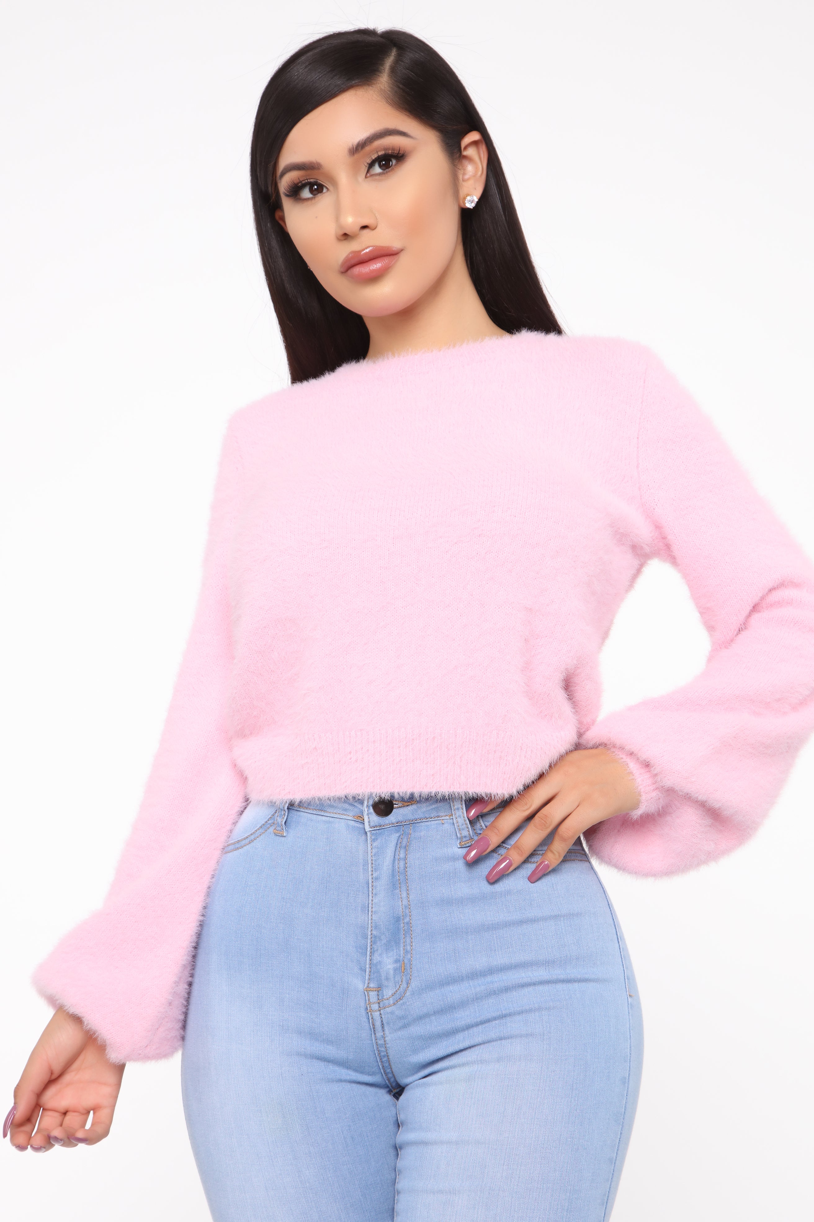 Fuzzy sweater fashion deals nova