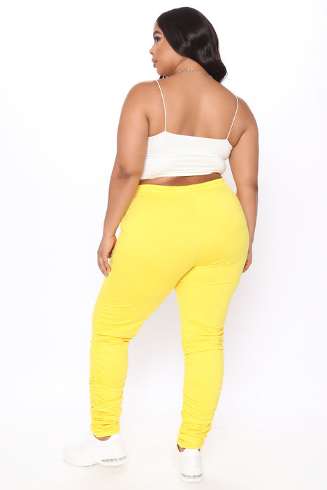 Chase The Bag Stacked Pant Yellow