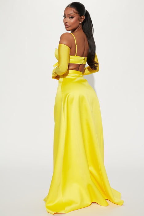 Satin maxi skirt queen top