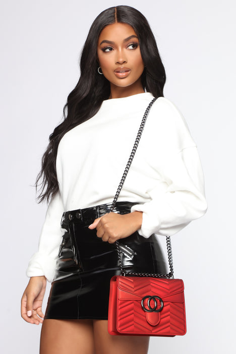 Red purse online fashion nova
