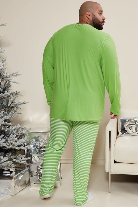 Elf pajamas plus discount size