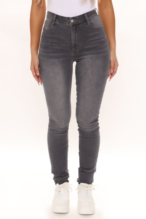 Fashion nova jeans discount for tall girl