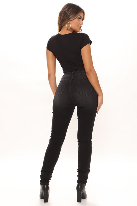 Fashion nova black deals jeans