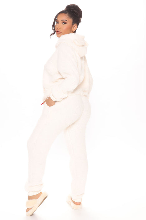 Fuzzy Bear Sherpa Jogger Set Ivory Fashion Nova Matching Sets