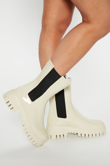 Fashion nova rain boots store