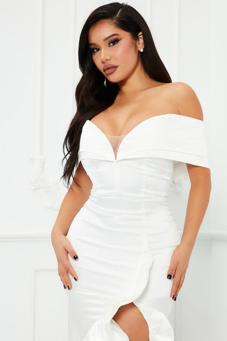 Fashion nova curve white dress hot sale