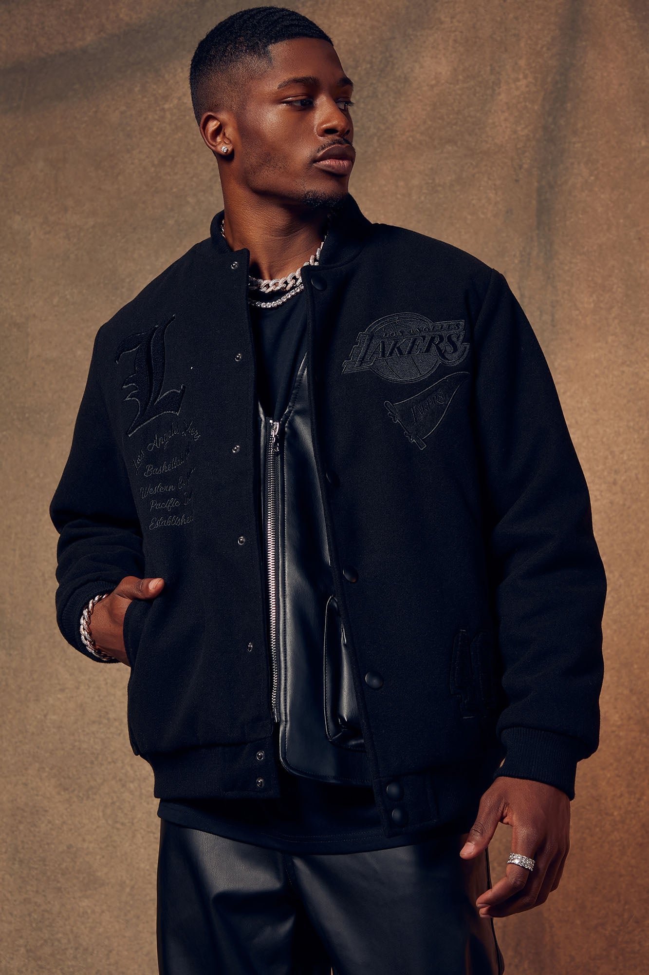 Lakers best sale baseball jacket
