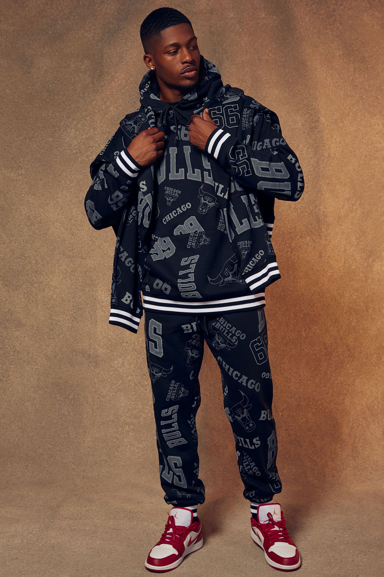 chicago bulls tracksuit mens