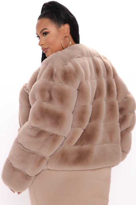 Faux fur jacket fashion nova online