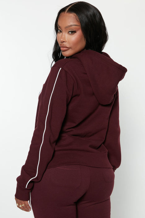 Maroon deals pullover hoodie